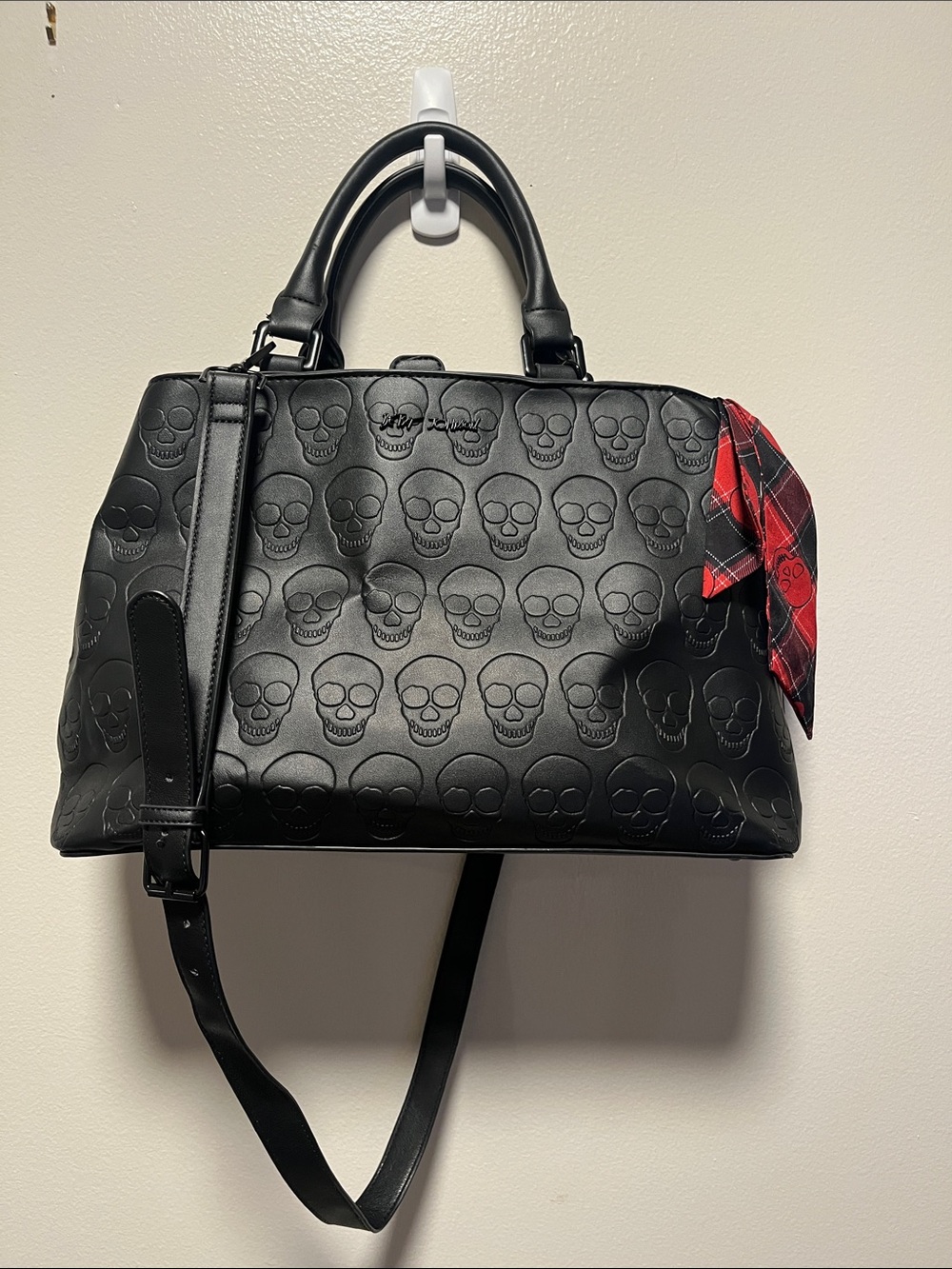 BETSEY JOHNSON Skull Hobo Bag Black Statement Purse Scarf Crossbody